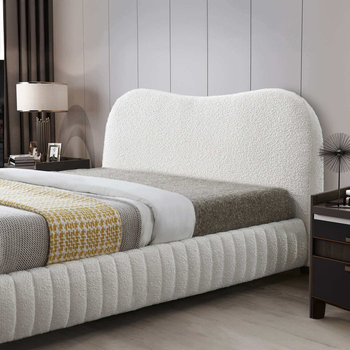 Norme Boucle Upholstered Low Profile Queen Size Platform Bed In Cream