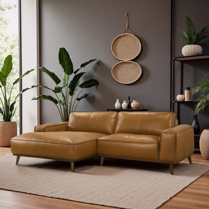 Kerrville Premium Leather Sectional with Chaise - Ashcroft Furniture